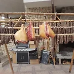 камината Guest house 3*