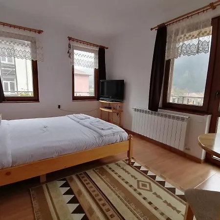 камината Guest house