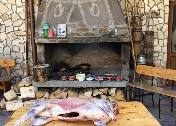 Guest house камината 3*